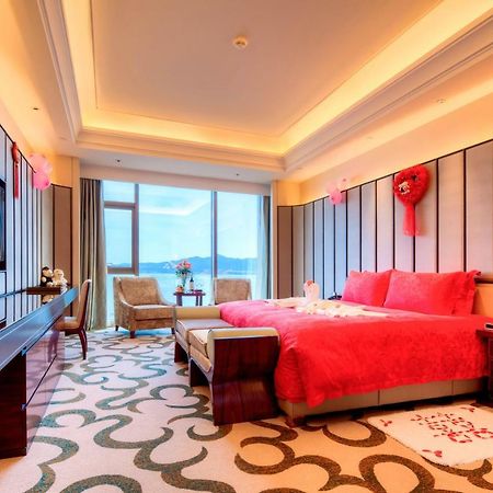 Royal Seaside Hotel And Hot Springs Сямынь Экстерьер фото